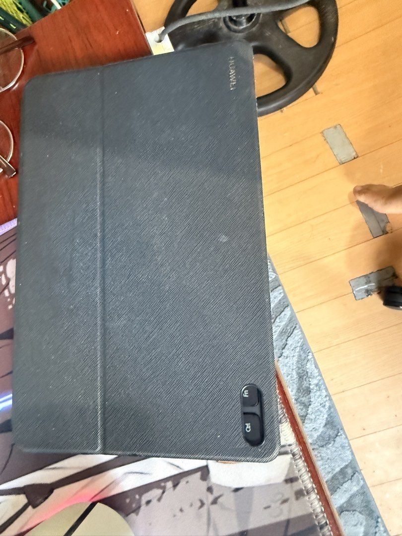 Huawei Tablet with Keyboard Case (Category: Android) located in Manila. Submitted by andross09 (Listing ID 1444120781, Image 2). Description: Huawei Matepad 11 (Green) Internal storage:256GB Dettachable keyboard included Battery Health:100% (see last photos) No issues in softwares Has a few scratches at the side No Box Rfs: not used as much.