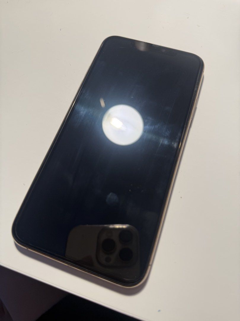 Iphone 11 Pro Max 512 GB (Category: iPhone 11 Series) located in Quezon City. Submitted by chimmychongus (Listing ID 1444188104, Image 2). Description: Iphone 11 pro max 512 GB Lady owned! 71% BH No repair history Can do meetups in cubao - Has black little specks in the bottom right when taking a picture (almosg not noticeable)! -No box.