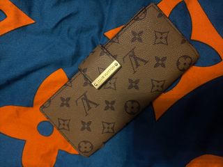 (Category: ) located in . Submitted by esrpreloved (Listing ID 1444271613, Image 1). Description: .