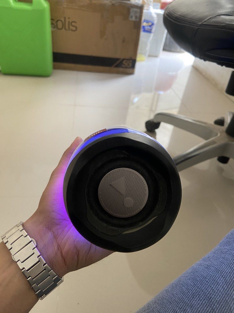 JBL Pulse 4 Portable Waterproof Speaker with Light Show (Category: Soundbars, Speakers & Amplifiers) located in Manila. Submitted by almanonjhu33875 (Listing ID 1444236297, Image 3). Description: For Sale: JBL Pulse 4 ✅ Original JBL Quality ✅ Powerful 360° Sound ✅ Stunning LED Light Show ✅ Bluetooth Connectivity ✅ Long Battery Life ✅ Excellent Condition Perfect for parties, outdoor trips, or everyday music listening. Loud, clear sound with amazin