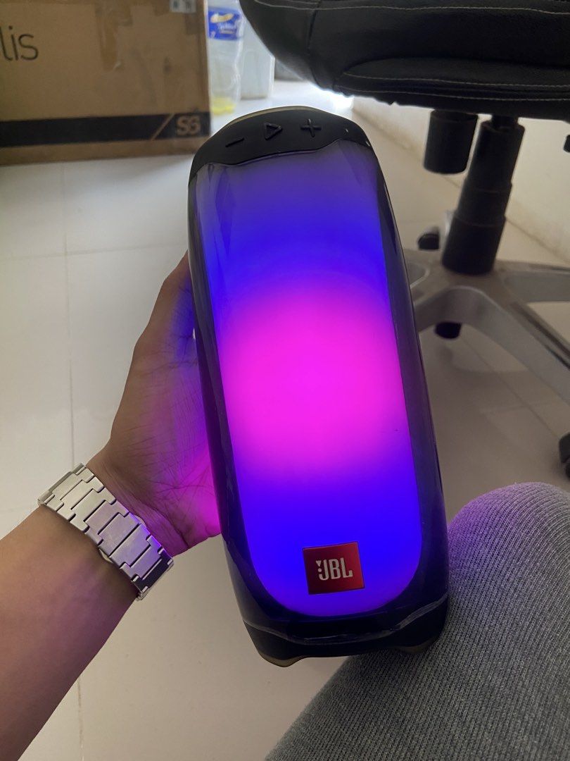 JBL Pulse 4 Portable Waterproof Speaker with Light Show (Category: Soundbars, Speakers & Amplifiers) located in Manila. Submitted by almanonjhu33875 (Listing ID 1444236297, Image 2). Description: For Sale: JBL Pulse 4 ✅ Original JBL Quality ✅ Powerful 360° Sound ✅ Stunning LED Light Show ✅ Bluetooth Connectivity ✅ Long Battery Life ✅ Excellent Condition Perfect for parties, outdoor trips, or everyday music listening. Loud, clear sound with amazin