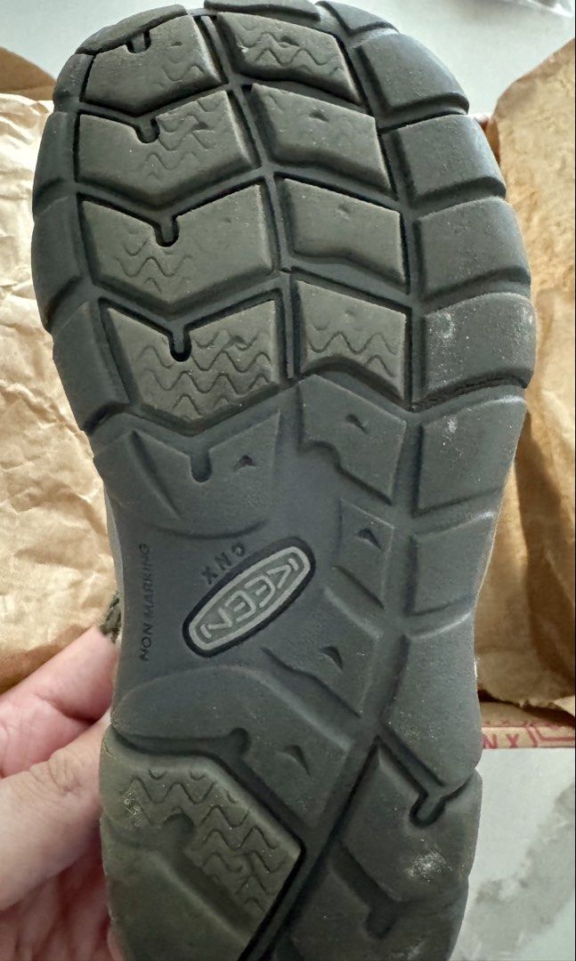 KEEN Children's Sandals Military Olive/Saffron US 10 (Category: Babies & Kids Fashion) located in Singapore. Submitted by normanprince (Listing ID 1444132232, Image 3). Description: - KEEN Seacamp II CNX Children's Sandals - Color: Military Olive/Saffron - Size: US 10 (UK 9, CM 17, EU 27/28) - Features: Washable, Anti-odor footbed, Non-marking soles - Ideal for: Outdoor adventures and active play.
