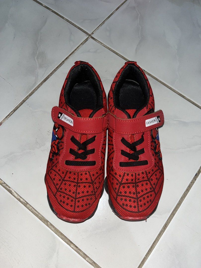 Kids shoes 6-8years old (Category: Babies & Kids Fashion) located in San Juan City. Submitted by izameibaut70691 (Listing ID 1444189872, Image 2). Description: Shipping fee care of buyer thru Lalamove (payment first) All are used and old shoes size is for 6-8 years old Location: Imis, Cavite/ Manila.