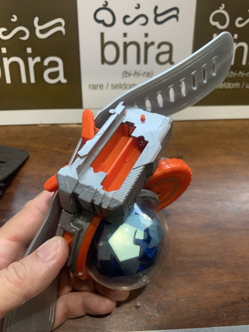 Kiramager DX Shiny Kiramai Changer (Category: Interactive Toys) located in Carmona. Submitted by bihira (Listing ID 1444196636, Image 3). Description: Kiramager DX Shiny Kiramai Changer - As is condition - missing battery cover - WYSIWYG - Untested.