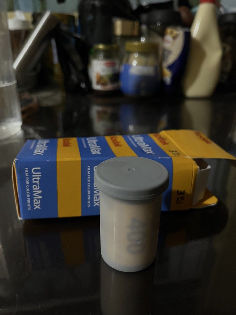 Kodak Ultramax 400 Film (Category: Cameras) located in Bulacan. Submitted by aebci (Listing ID 1444213213, Image 1). Description: Nabili ko ng bundle for 2000+ Exp date 8/27. Rfs: Film is not for me. .