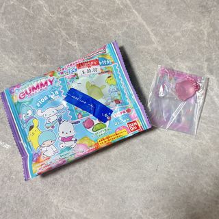 （分類：）位於 。 由 gelatonipy 提交（商品編號 1444282267，圖片 1）。簡介： 。