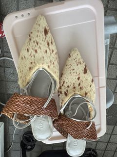 （分類：）位於 。 由 llloveshoppinggg 提交（商品編號 1444153781，圖片 1）。簡介： 。