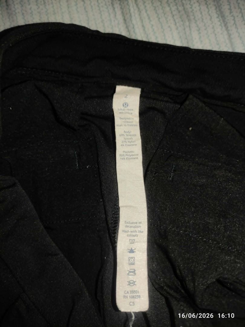 LULULEMON FITTED SLACKS PANTS (400 FREESHIP NA) (Category: Other Bottoms) located in Tarlac. Submitted by preloved-drip (Listing ID 1444223353, Image 3). Description: FOR SALE (READ THE DESCRIPTION) 400 PESOS (SHIPPED) LULULEMON FITTED SLACKS (AUTHENTIC) P.S. HINDI PO KUPAS YAN DAHIL LANG PO SA CAMERA KAYA MUKHANG KUPAS SIZE 2 (SMALL-MEDIUM) COLOR RATE : 9/10 VERY GOOD CONDITION DIMES 28 WAISTLINE, 9.5 THIGH, 5.5 LEGHOLE AND 40 LENGTH HONEST ISSU