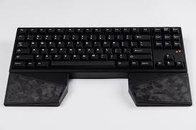 (Category: ) located in . Submitted by fastmountain_sg (Listing ID 1436232115, Image 1). Description: .