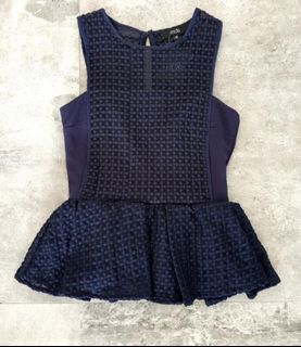 (Category: ) located in . Submitted by thriftedgoodness (Listing ID 1444222311, Image 1). Description: .