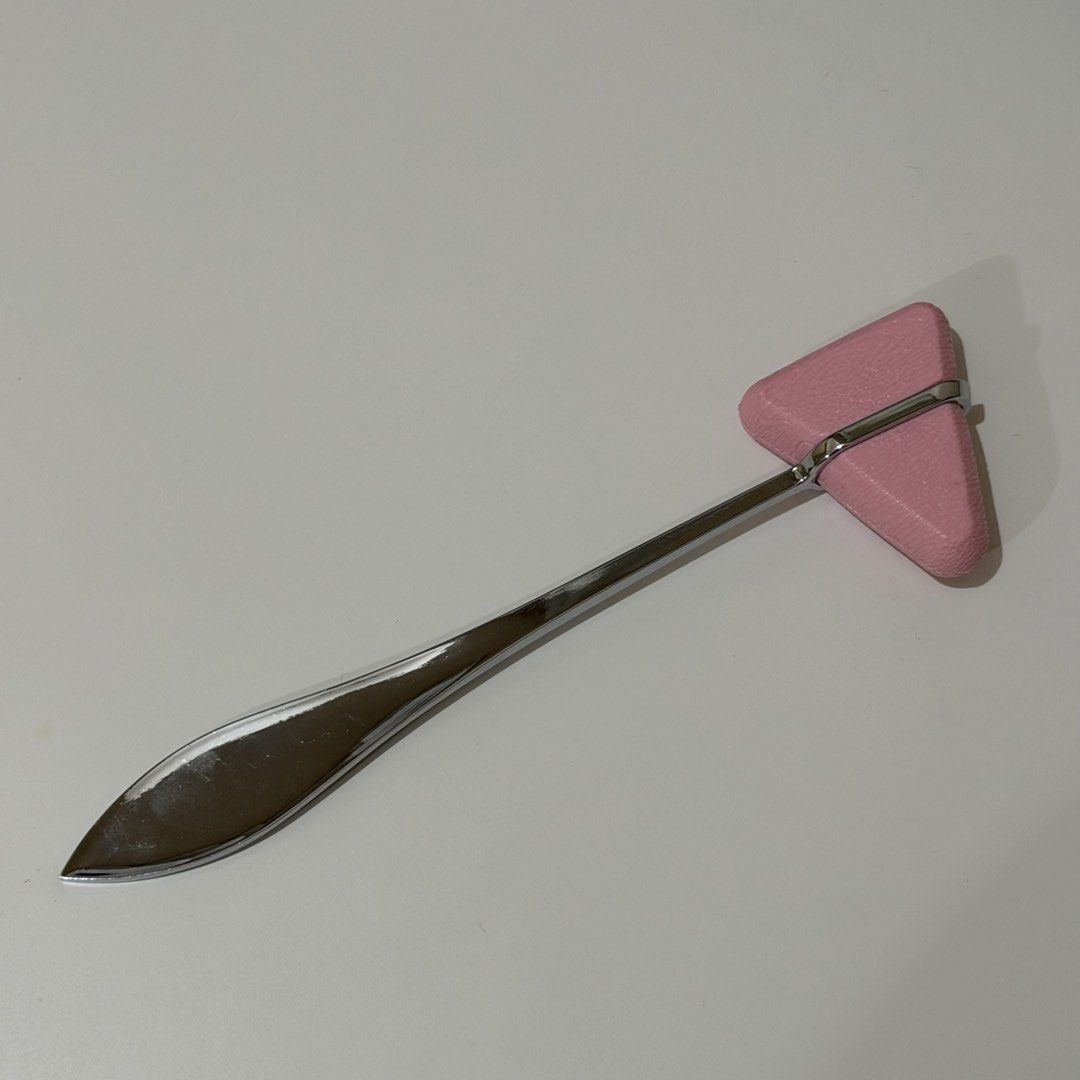 Medical Neurologic Reflex Hammer Pink (Category: Medical Supplies & Tools) located in Quezon City. Submitted by spearjean (Listing ID 1444261895, Image 1). Description: Medical reflex hammer in pink - lightly used - has minimal scatches in metal part - rfs: decluttering med materials location: quezon city (near sm sta mesa) mop: gcash mop: jnt.