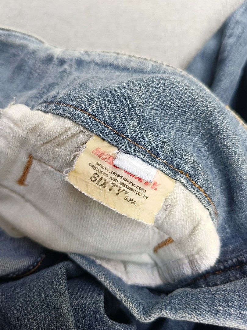 Miss Sixty Bootcut High Waist Jeans (Category: Jeans) located in Taguig. Submitted by _theroom.ph (Listing ID 1444193100, Image 3). Description: Miss Sixty Bootcut High Waist Jeans Size 27 Length : 36 Leg Opening : 8 Inches Excellent Condition 750 + Shipping Fee Taguig City Loc 📥📥.