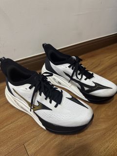 (Category: ) located in . Submitted by ayconceptstore (Listing ID 1444251264, Image 1). Description: .