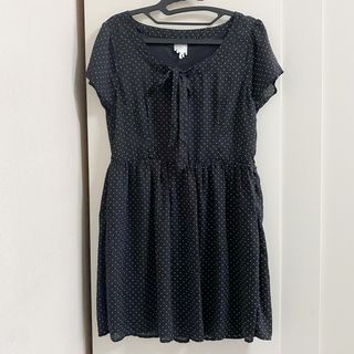 (Category: ) located in . Submitted by shopsundayx (Listing ID 1444226660, Image 1). Description: .