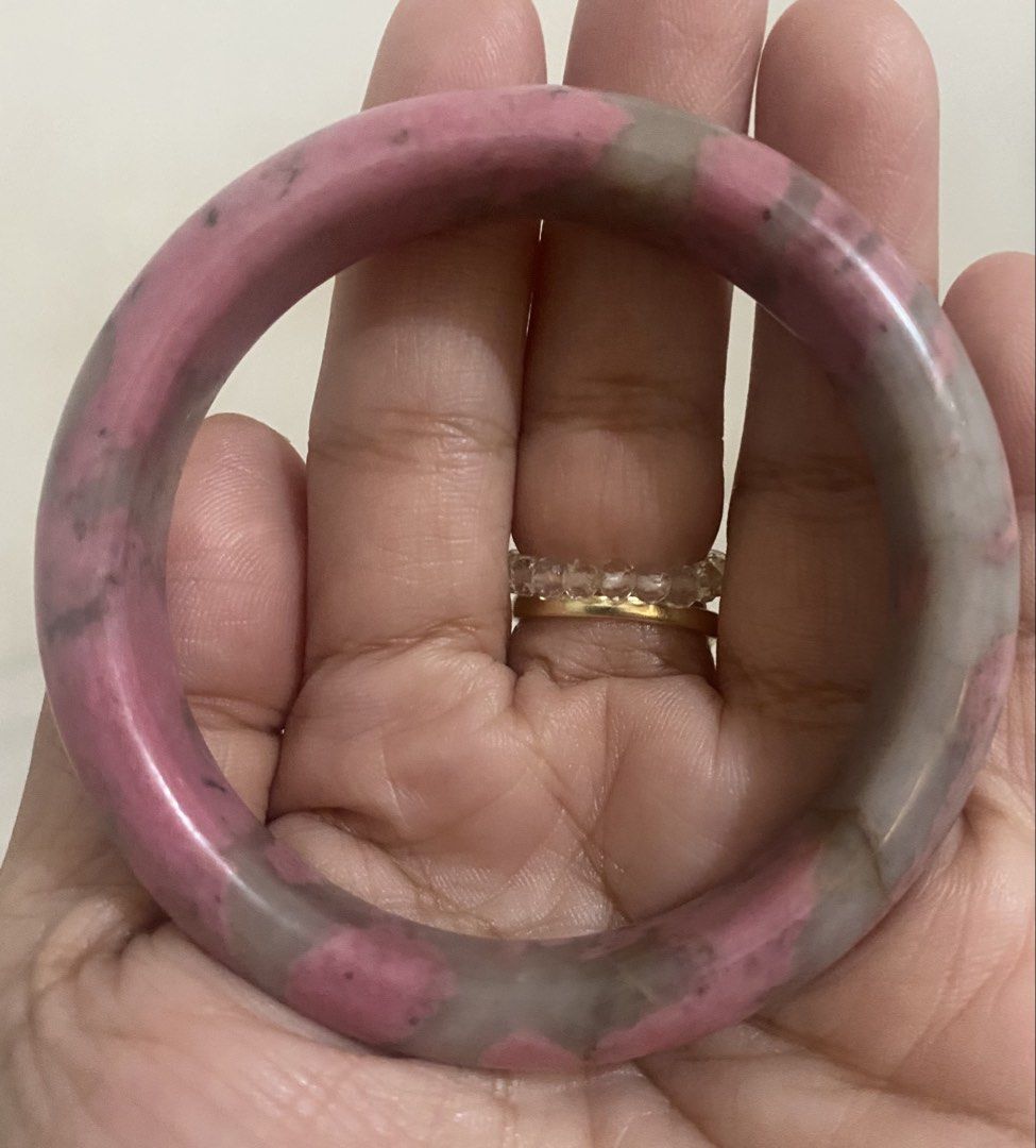 NATURAL RHONDONITE BANGLE SIZE 54-55 (Category: Bracelets) located in Las Pinas. Submitted by dnbshphb (Listing ID 1444234171, Image 1). Description: Natural Rhondonite Bangle Size 54-55 Brandnew No COD.