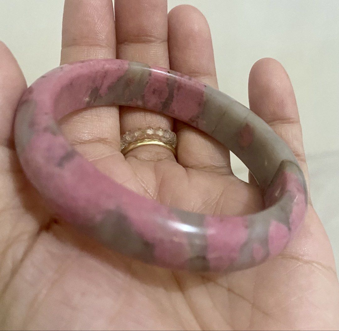 NATURAL RHONDONITE BANGLE SIZE 54-55 (Category: Bracelets) located in Las Pinas. Submitted by dnbshphb (Listing ID 1444234171, Image 2). Description: Natural Rhondonite Bangle Size 54-55 Brandnew No COD.