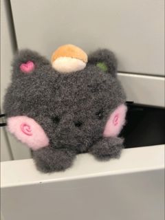 （分類：）位於 。 由 hyyyun_tornie._ 提交（商品編號 1444210266，圖片 1）。簡介： 。
