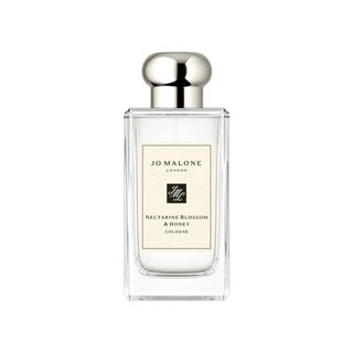 (Category: ) located in . Submitted by latitude_parfums (Listing ID 1444133590, Image 1). Description: .