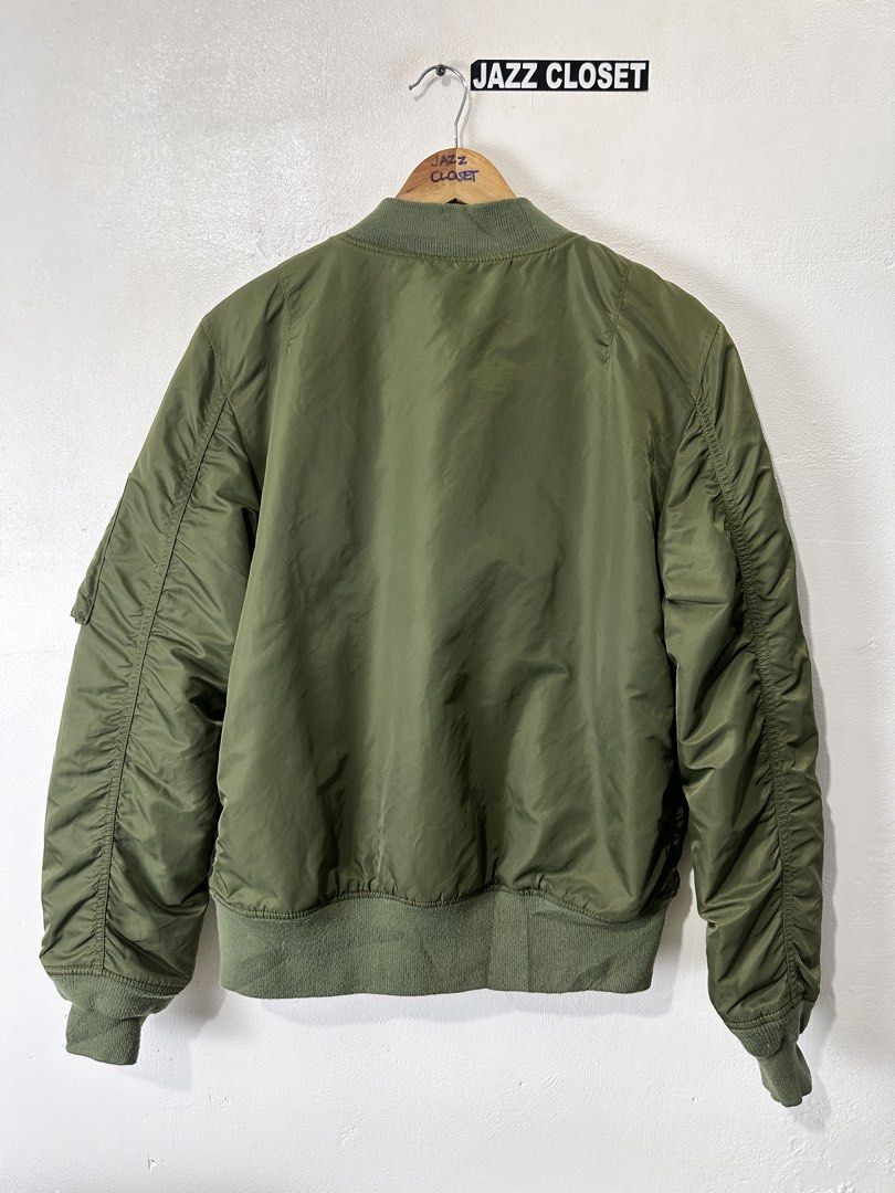 Neighborhood MA-1 Bomber Style Flight Jacket (Category: Coats, Jackets and Outerwear) located in San Fernando. Submitted by jazzclosetest2018 (Listing ID 1444126858, Image 2). Description: My Location: San Fernando, Pampanga📍 Payment 1st Transaction! Neighborhood MA-1 Bomber Style Flight Jacket Size: Medium (Made In Japan🇯🇵) L26" * W21.5" Excellent Condition Legit/Authentic ₱ 1999.00 + SF.