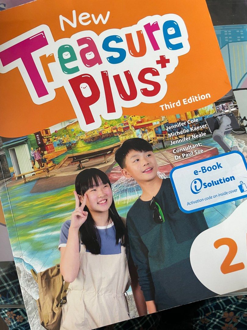 New Treasure Plus 3rd Edition Textbook with e-Book Solution 2A （分類：教科書）位於 Hong Kong。 由 sabesabe 提交（商品編號 1444133395，圖片 1）。簡介： 新淨，全本約152 頁，約14頁做過。 價高優先 Sf到付優先 或者宋王臺站交收 New Treasure Plus textbook, Third Edition. Includes e-Book Solution with activation code on the inside cover. Great for learning. Please check photos for details.。