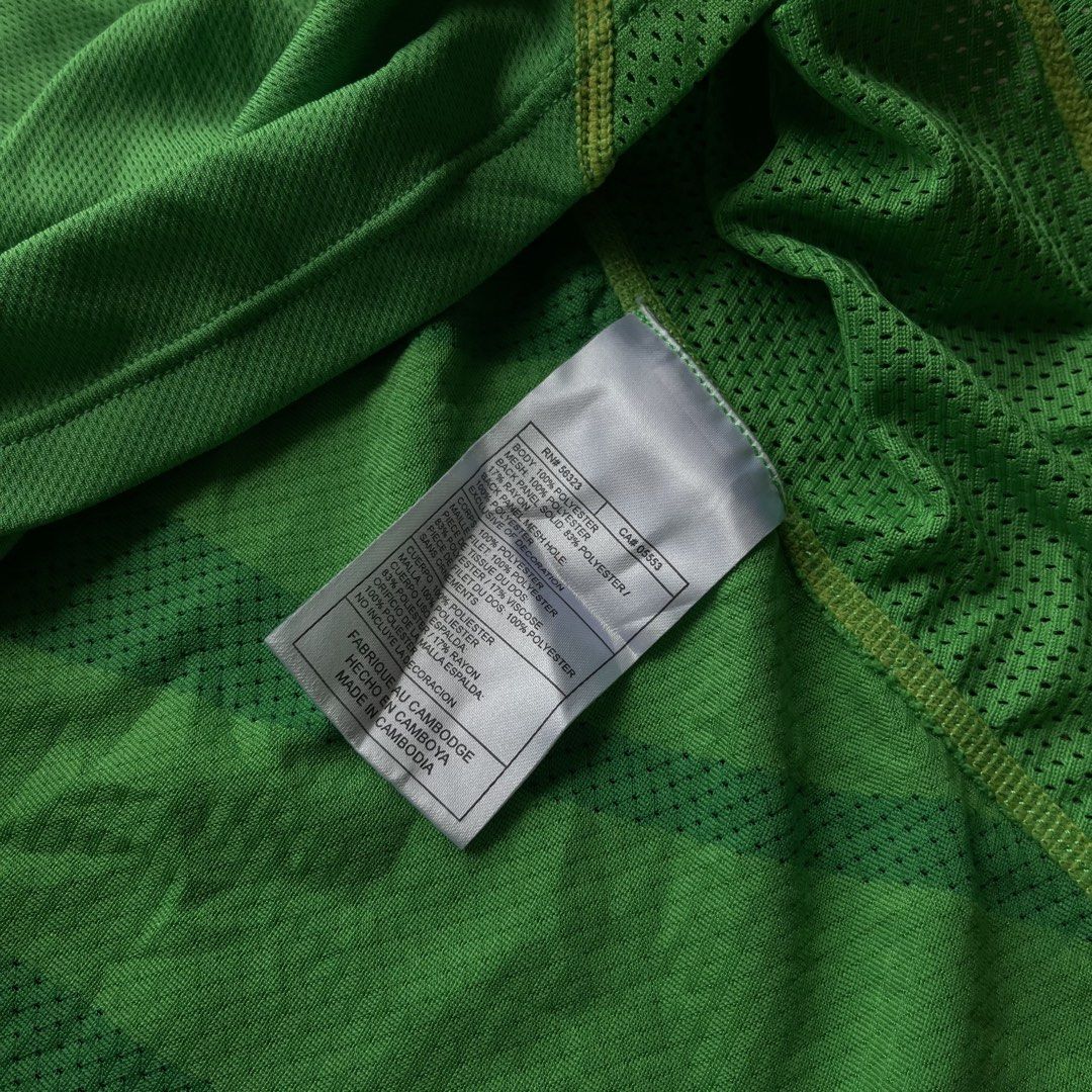 Nike Dri-Fit Shirt (Category: Tshirts & Polo Shirts ) located in Batangas. Submitted by _thriftxplug (Listing ID 1444142080, Image 3). Description: XL 22.5 x 29 No issue Excellent condition .