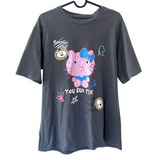 (Category: ) located in . Submitted by momentsofyouth.clothing (Listing ID 1444159995, Image 1). Description: .