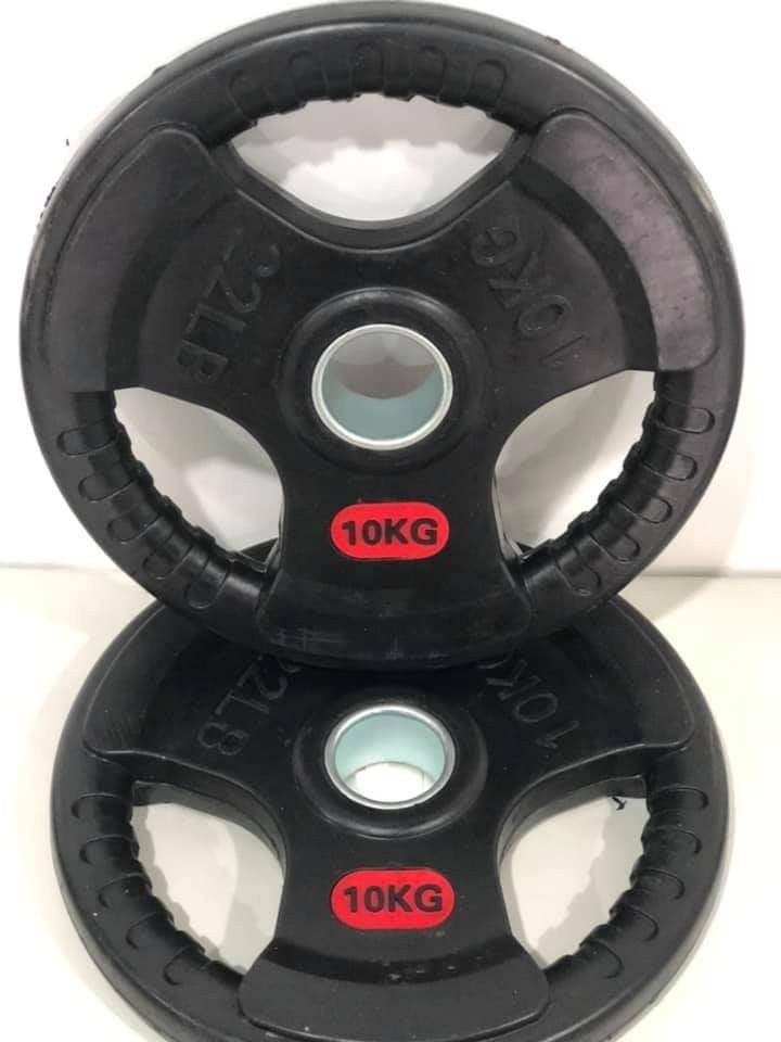 Olynpic plates pair (Category: Weights & Dumbbells) located in Quezon City. Submitted by bellemarketing (Listing ID 1444243860, Image 1). Description: Olympic Plates price starts @ php900 For pick up @ q.c.