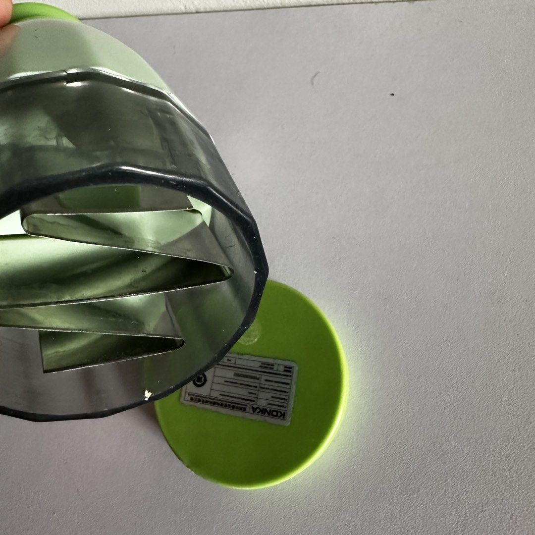 Onion Cutter (Category: Other Kitchenware & Tableware) located in Cebu City. Submitted by condodeclutterph (Listing ID 1444117936, Image 3). Description: .