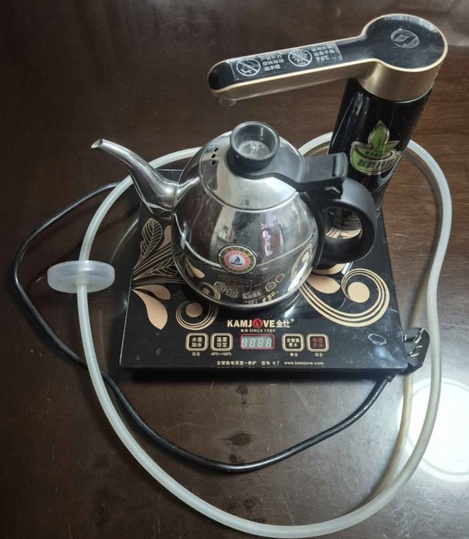 original automatic water heater (Category: Kettles & Airpots) located in Cainta. Submitted by edison29.tiger (Listing ID 1444254375, Image 2). Description: .