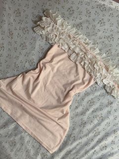 (Category: ) located in . Submitted by kooo4ria (Listing ID 1444208409, Image 1). Description: .