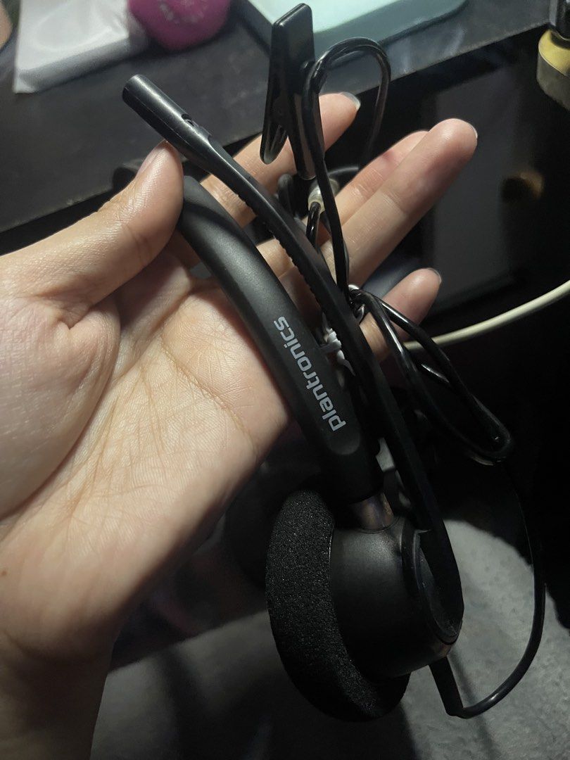 Poly (Plantronics) DA85 USB Headset with Microphone (Category: Headphones & Headsets) located in Cavite. Submitted by _Keyt (Listing ID 1444283219, Image 2). Description: Poly (Plantronics) USB headset with mic boom, inline volume/call controls, and USB adapter. Perfect for calls and online meetings. Tested and working..