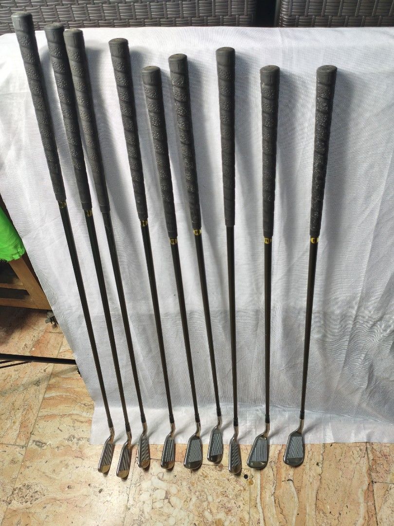 Pro Tour Master Crafted Golf Iron Set (Category: Golf) located in Manila. Submitted by meiyeon2 (Listing ID 1444159884, Image 3). Description: - Pro Tour Master Crafted Golf Irons Set - Includes: M, S, 9, 8, 7, 6, 5, 4, 3 irons - Great for game improvement - Shafts feature green accents - Ready for the golf course affordable price for those who want to practice for golf.. R Flex.. right handed club .