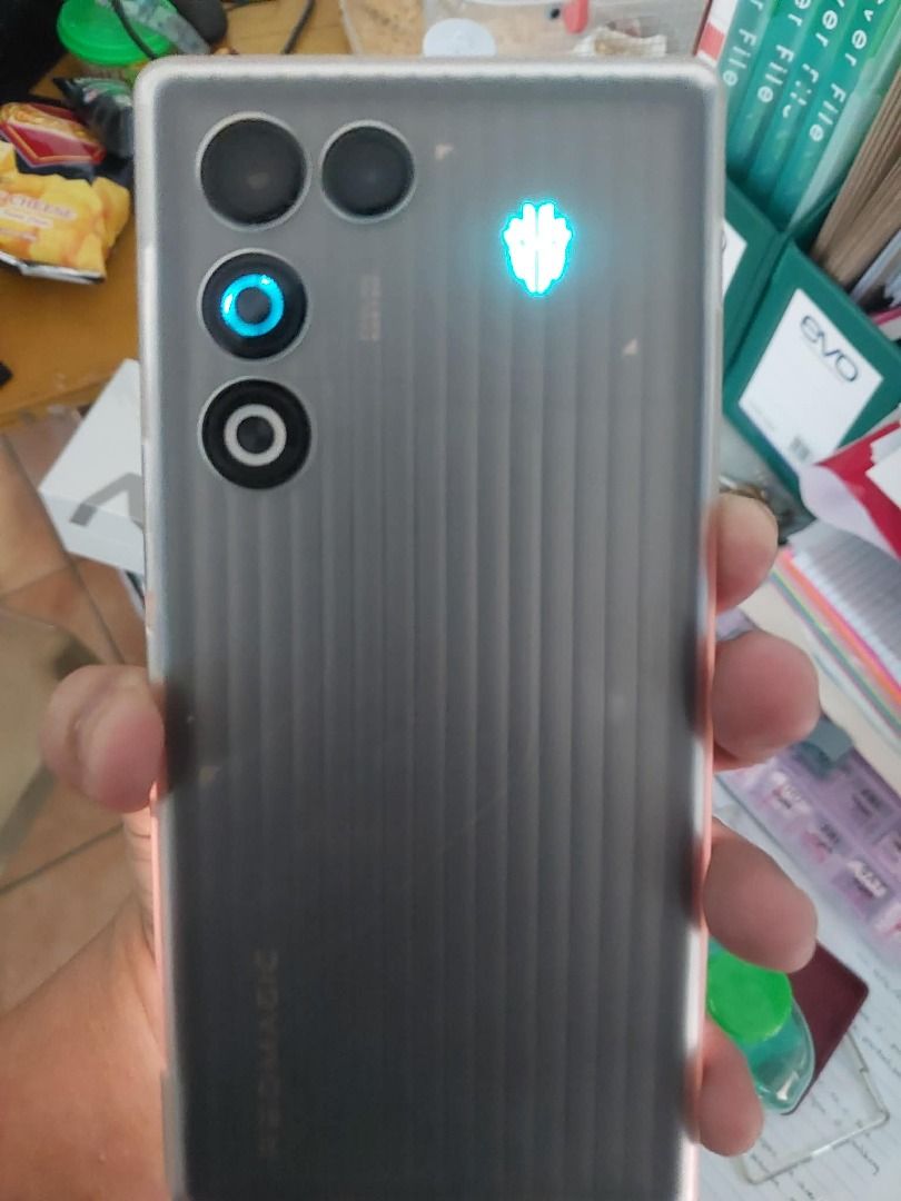 REDMAGIC 11 AIR 12/256 (Category: Android Others) located in Caloocan City. Submitted by oliverval61534 (Listing ID 1444197854, Image 3). Description: Redmagic 11 air complete 12/256 Manila area.