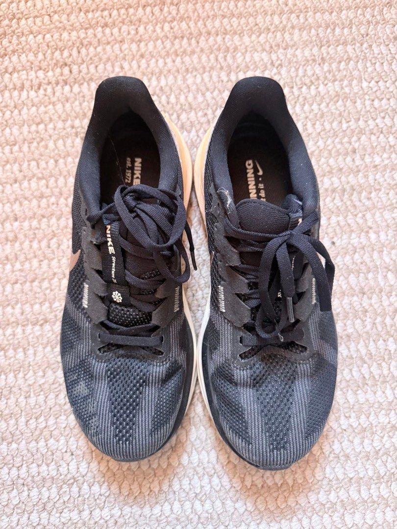 Running Shoes (Category: Other Sports Equipment and Supplies) located in Tacloban City. Submitted by rubiejean2517 (Listing ID 1444302716, Image 3). Description: ALL ORIGINAL NIKE ALPHAFLY 3 Road Running Shoes (used 3x during marathons) Size: 7.5 ₱2000 DEVIATE NITRO 3 Carbon Plated Running Shoes (used for marathons only like 3-4x I guess) Size: 8 ₱2000 NIKE Structure 25 Womens Road Running Shoes (use for daily run if raining) Size: 7.5 ₱1000 ON C