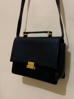 (Category: ) located in . Submitted by choi_0711 (Listing ID 1444169497, Image 1). Description: .