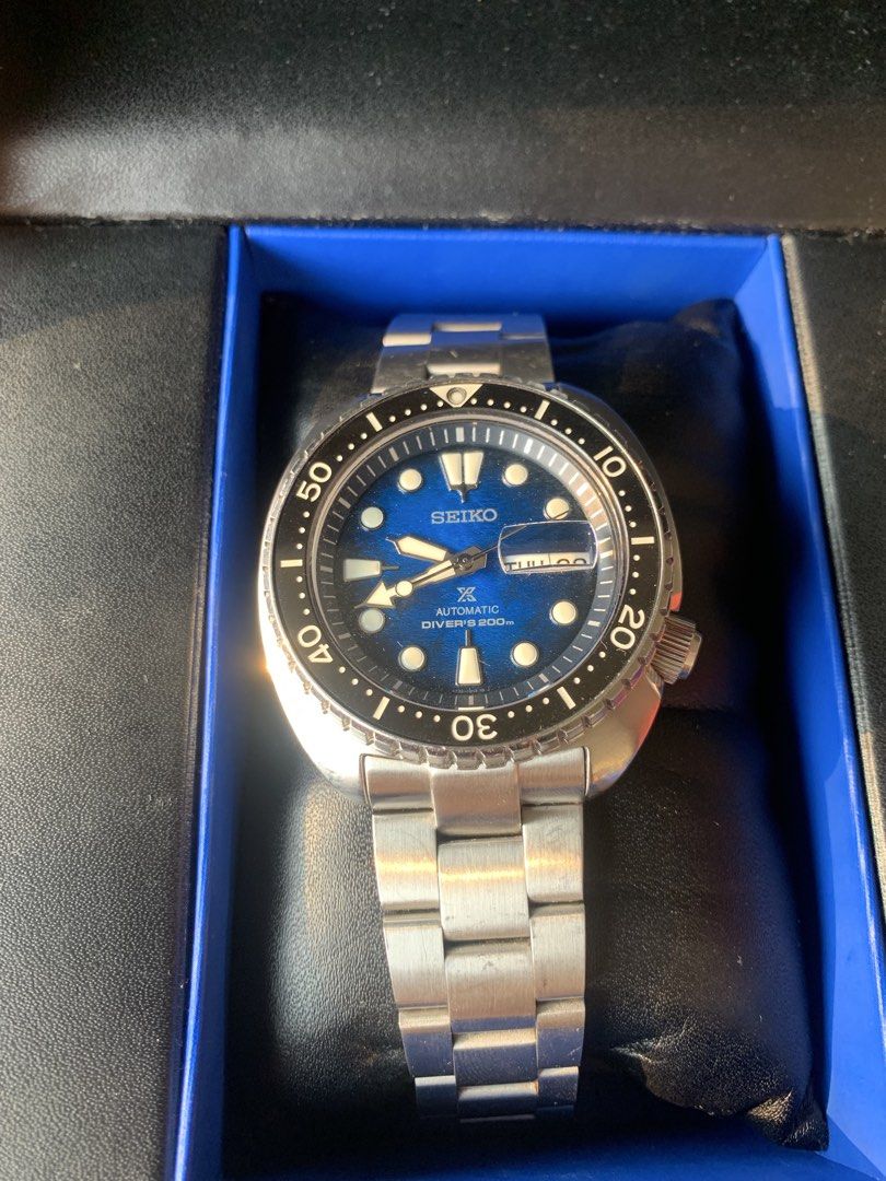 Seiko SRPE39K1 King Turtle Save The Ocean Manta Ray Automatic (Category: Men's Watches) located in Manila. Submitted by frankmanapsal (Listing ID 1444181640, Image 2). Description: Seiko SRPE39K1 King Turtle Save The Ocean “Manta Ray” Selling my well-maintained King Turtle in excellent overall condition. Specifications: • Automatic movement (4R36) • Sapphire crystal • Day-Date display • Blue Save The Ocean “Manta Ray” dial • 200m Diver’s Watch Co