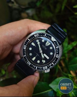 (Category: ) located in . Submitted by orbit_131_timepieces (Listing ID 1444128791, Image 1). Description: .