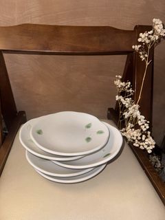(Category: ) located in . Submitted by maison_linenandceramics (Listing ID 1444170010, Image 1). Description: .
