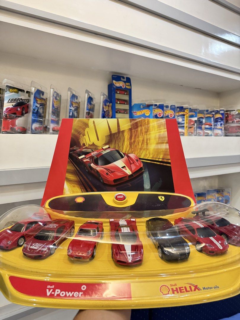 Shell Ferrari Store Display Set (Category: Vintage Collectibles) located in Paranaque City. Submitted by avn_toys (Listing ID 1444284664, Image 1). Description: - Sounds not working - With original brown box - No cracks on the plastics - Very rare / Not mass produced / Store display.