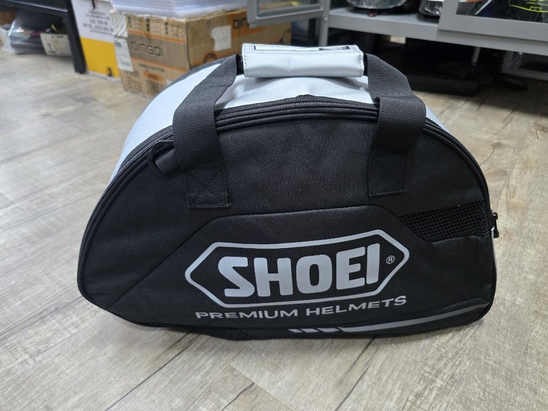 shoei backpack helmet bag Racing Keep your helmet protected between rides with the SHOEI X SHOEI Backpack 2.0 SHOEI