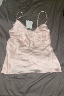 (Category: ) located in . Submitted by fashiooo (Listing ID 1444173699, Image 1). Description: .