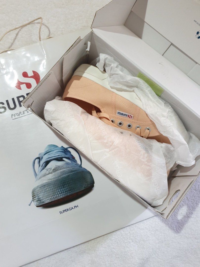 Superga Cotu Sneakers 37 (Category: Sneakers) located in Las Pinas. Submitted by epitome.mnl (Listing ID 1444211903, Image 1). Description: 💎Brand New with box no paperbag 💎Superga 💎Size 37, fits 7 💎SRP 💎All items 100% original 📌MOP GCASH or BDO 📌SF Shouldered by the buyer 📌Lalamove/Grab (via sched) 📌Flash / Gogo Express Provincial 80-240 📌Meetups: Las Pinas/Alabang/Laguna via schedule.