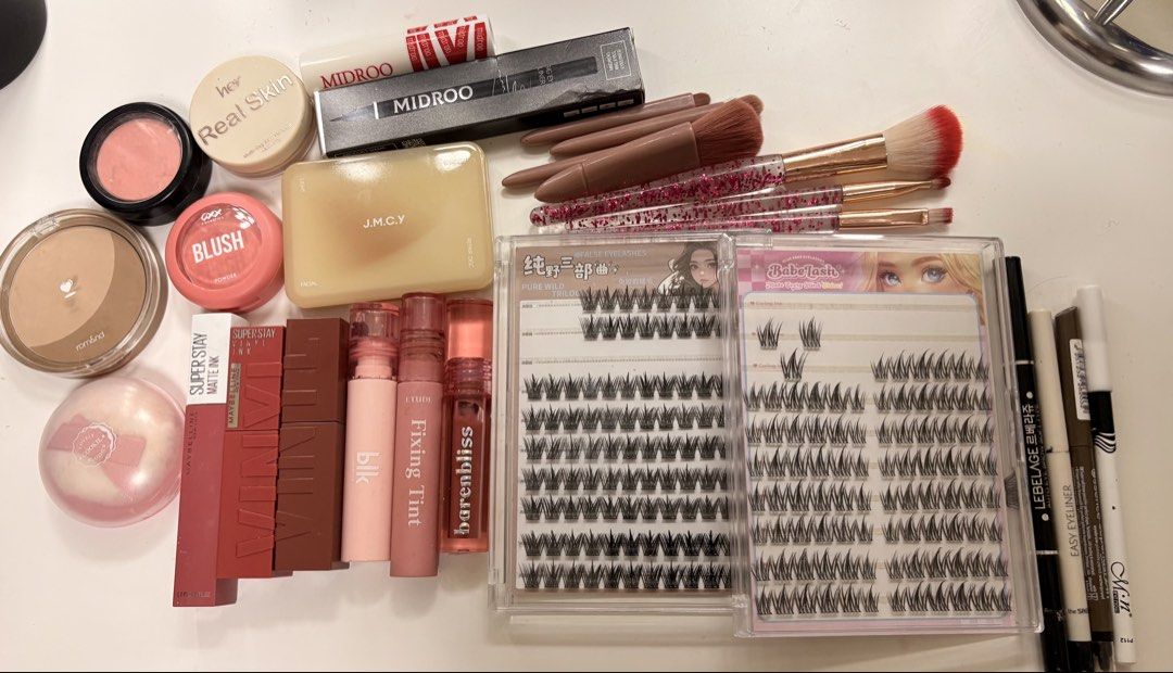 TAKE ALL PRELOVED BRANDED MAKE UP SET (Category: Makeup) located in Manila. Submitted by chandleria (Listing ID 1444153096, Image 1). Description: ‼️MOST OF THESE PRODUCTS ARE ONLY LIGHTLY USED OR SWATCHED‼️ RFS: NEED VANITY SPACE ORIGINAL PRICE OF ALL THESE ITEMS TOTALS TO P4,603 -Rom&nd Better Than Shape Contour (02 Walnut Grain) SRP: P359 -Etude Lovely Cookie Blusher (PK004) SRP: P265 -OXX Cosmetics Mini blush (petal) SRP: P250 -Nichido True C