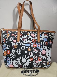 (Kategori: ) berada di . Dikirim oleh moonbag (ID iklan 1444146737, Gambar 1). Deskripsi: .