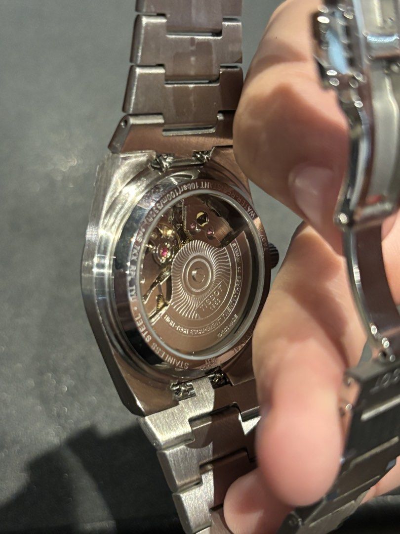 Tissot PRX Powermatic 80 Automatic Watch (Category: Luxury Watches) located in Manila. Submitted by zhen_09 (Listing ID 1444126399, Image 2). Description: - Tissot PRX Powermatic 80 - Automatic movement - Stainless steel case and bracelet - Black textured dial - Date window at 3 o'clock - Ideal for everyday wear 📋 Terms & Delivery: • Payment: Strictly Payment First policy. • Shipping: Via Lalamove, LBC, or J&T. 📥 DM for serious inquiries and pr