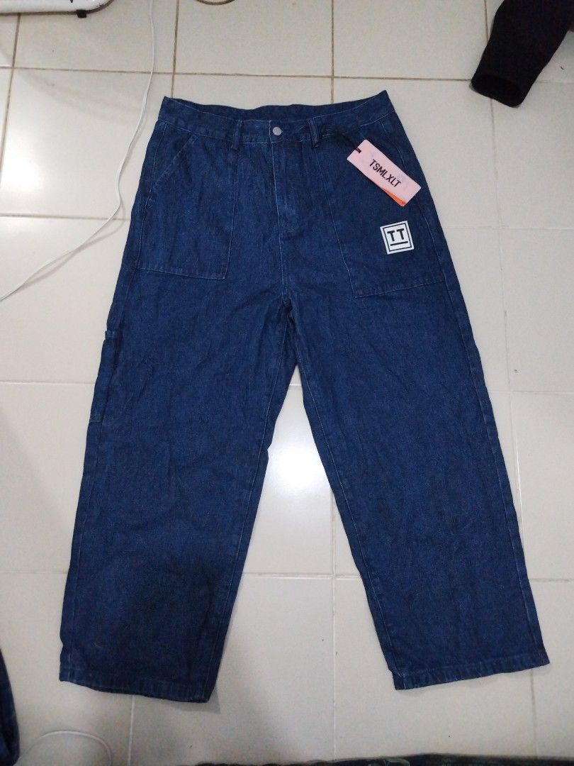 TSMLXLT BAKER DENIM PANTS (Category: Jeans) located in Bulacan. Submitted by side.hustle11 (Listing ID 1444233680, Image 1). Description: BAKA MY LOOKING PO TSMLXLT BAKER DENIM PANTS WAISTLINE 32-35 LENGTH 40 HEMP 10 EXCELLENT CONDITION LOC BULACAN.