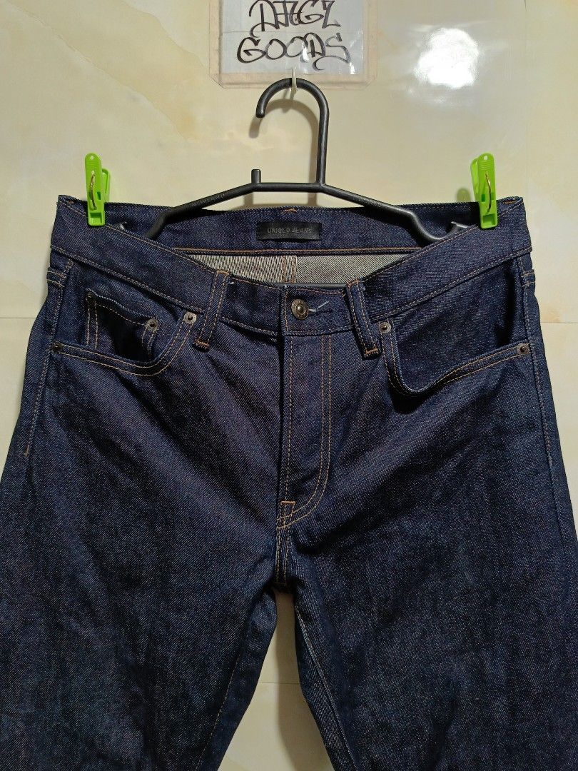 uniqlo selvedge jeans (Category: Jeans) located in Talisay. Submitted by burdagz13 (Listing ID 1444226409, Image 3). Description: condition: brandmew condi colorrate: 10-10 issue: none 💸 First pay basis only 🚀 J&T shipping nationwide (doortodoor).
