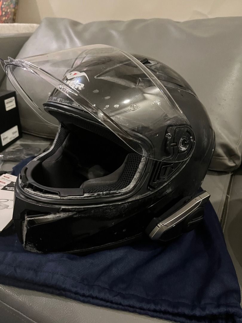 Vemar Helmet with Sena Intercom System-MAKE OFFER BEFORE someone else does (Category: Helmets and other Riding Gears) located in Silang. Submitted by triciagarman (Listing ID 1444181189, Image 1). Description: - Vemar motorcycle helmet - Integrated Sena intercom system originally priced at P20,950 but selling at same price with heavy duty motorcycle helmet - Includes all intercom accessories (microphones, clips, etc.) - Original box included - Cl