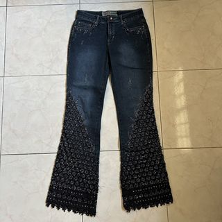 (Category: ) located in . Submitted by st4rm4rt (Listing ID 1444209158, Image 1). Description: .