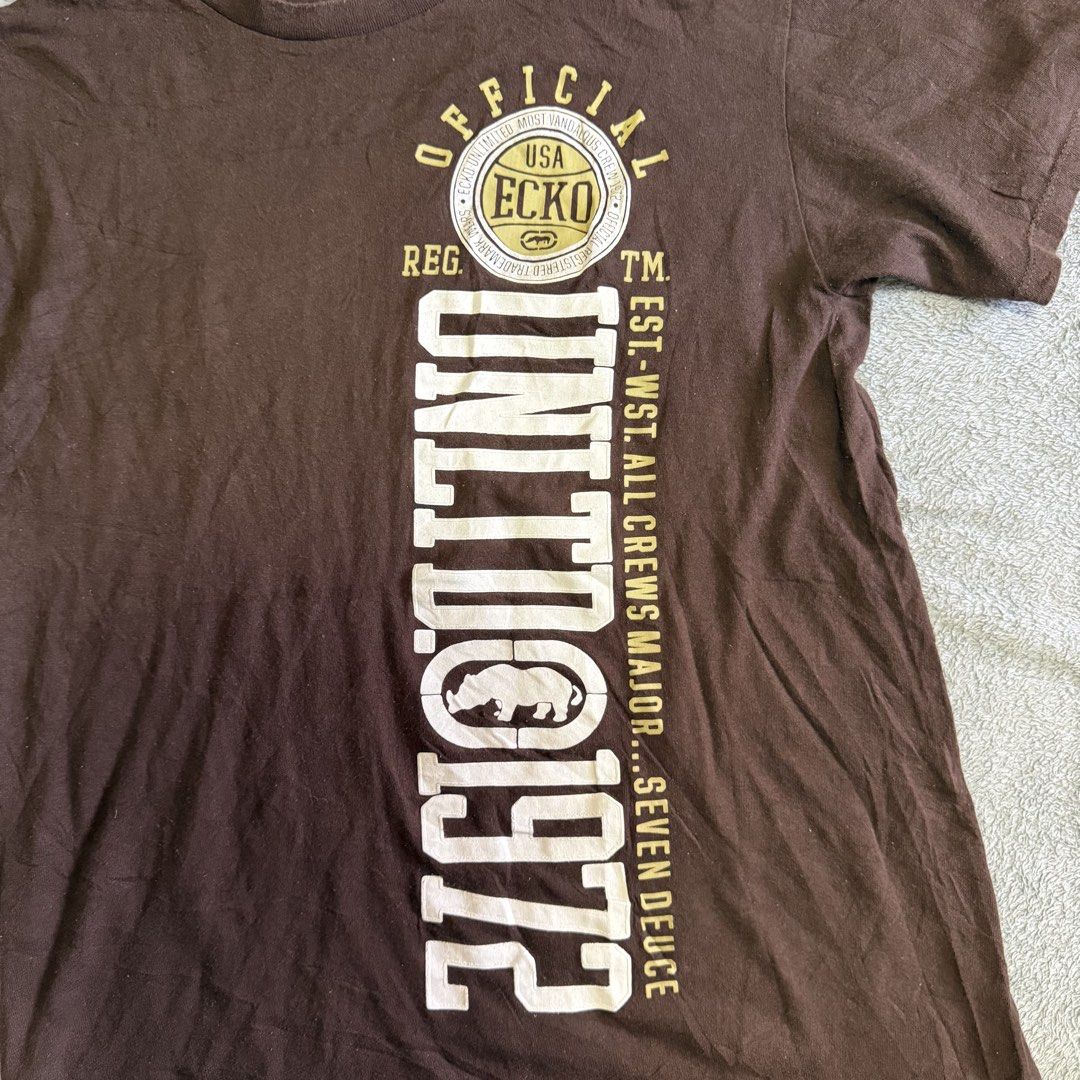 Vintage 2000s Ecko Unltd Tee (Category: Formal Shirts) located in Surigao. Submitted by dj_thriftz (Listing ID 1444113571, Image 2). Description: Measurements: 19 x 25 Fit: Regular Fit Size: M on tag .